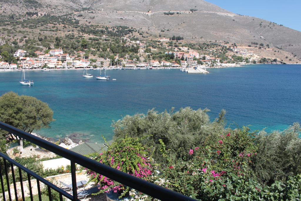 Ballas Apartments Agia Efimia Eksteriør billede